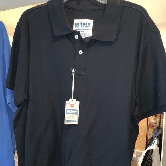 plain black polo